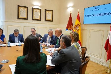 Imagen La Junta de Gobierno de la Diputación aprueba los convenios para la construcción de las depuradoras de Navalmanzano, La Matilla y Escobar de Polendos con una inversión cercana al medio millón y medio de euros